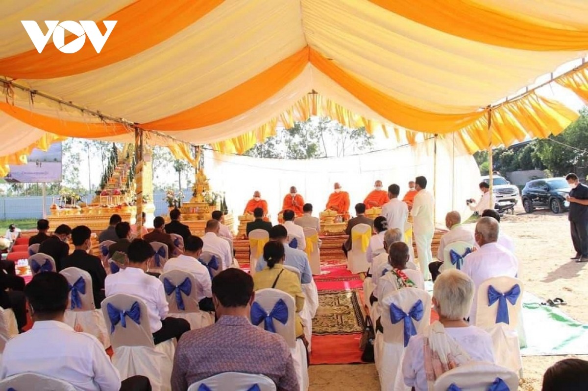 Vietnam-Cambodia Friendship Monument started to build in Svay Rieng